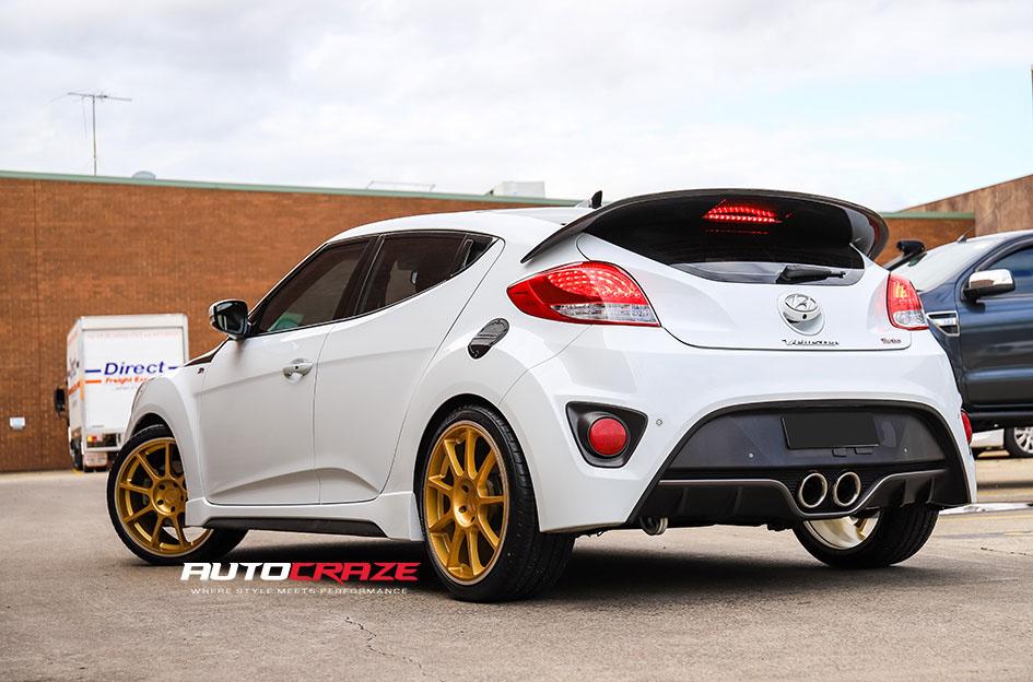 HYUNDAI VELOSTER MR138 GOLD MACHINED LIP